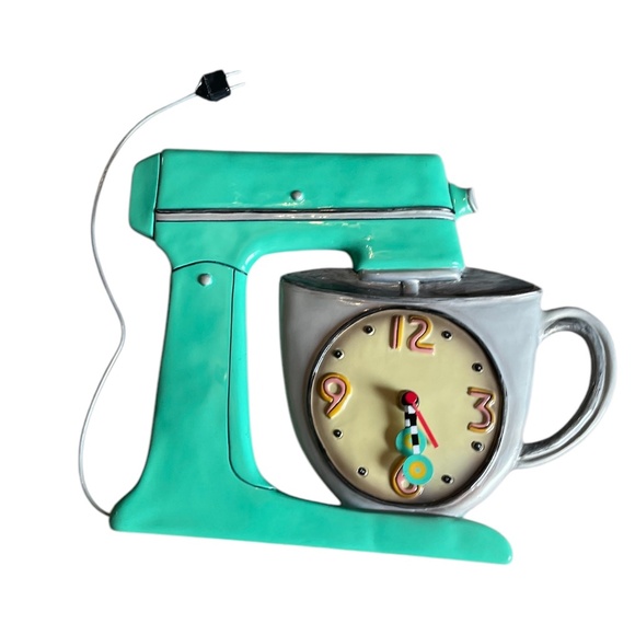 Allen Designs Wall Clock, Retro Whimsical Mixer Clock, PENDULUM IS MISSING - Picture 3 of 10